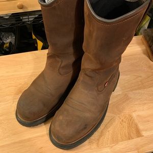 Red wing dynaforce steel toe slip on boots. Style number is 2272